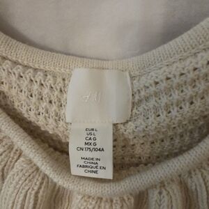 H&M Off-White Women's Crew Neck Sweater
